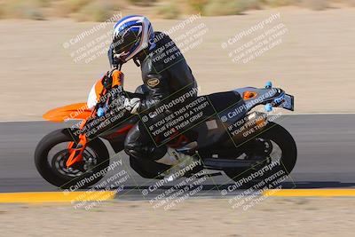 media/Oct-08-2022-SoCal Trackdays (Sat) [[1fc3beec89]]/Turn 9 Inside (10am)/